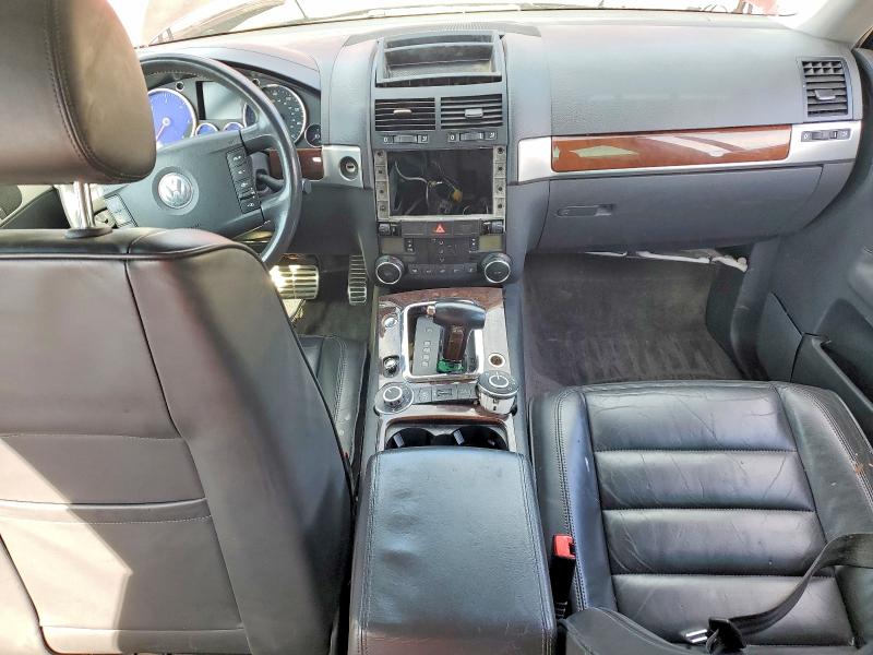 2004 Volkswagen Touareg მანქანა იყიდება აუქციონზე, vin: WVGPZ77LX4D086618, აუქციონის ნომერი: 48349786