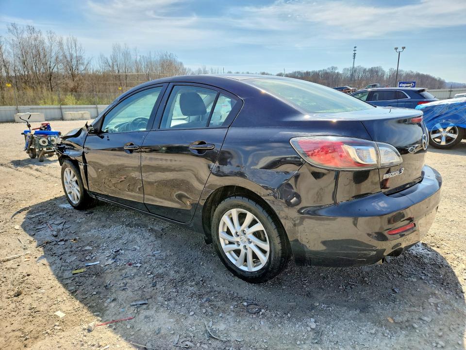 46642736 :رقم المزاد ، JM1BL1V81C1689159 vin ، 2012 Mazda 3 مزاد بيع