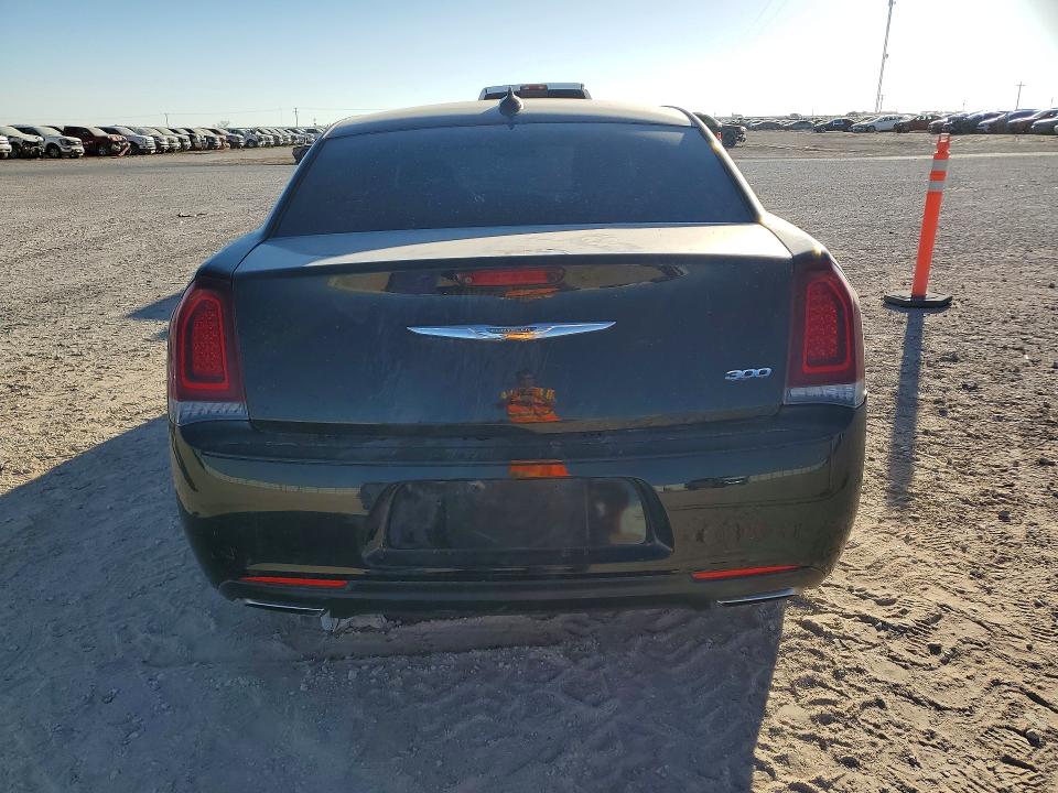 2019 Chrysler 300 მანქანა იყიდება აუქციონზე, vin: 2C3CCAAG1KH723042, აუქციონის ნომერი: 47630276