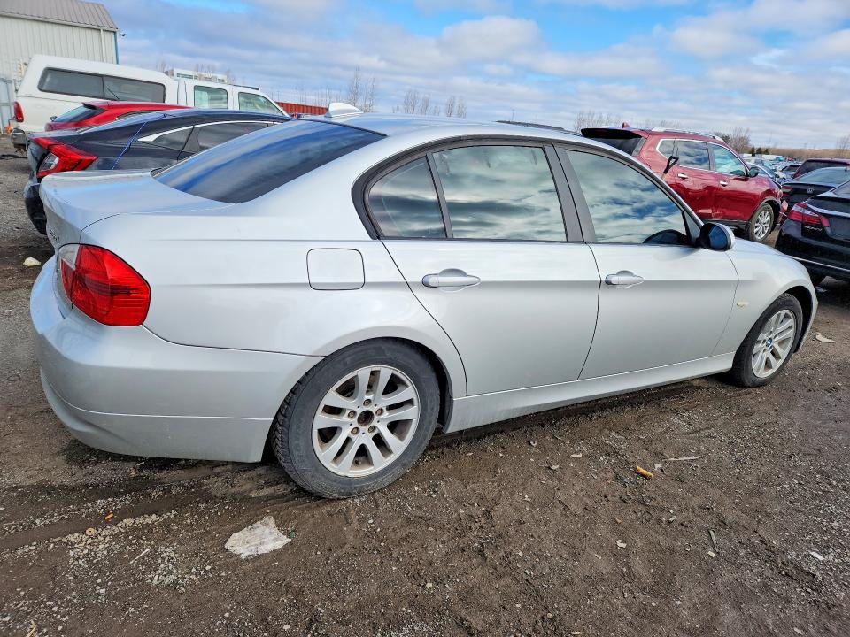 Продажа на аукционе авто 2006 Bmw 325, vin: WBAVD13556KV05596, номер лота: 97008885