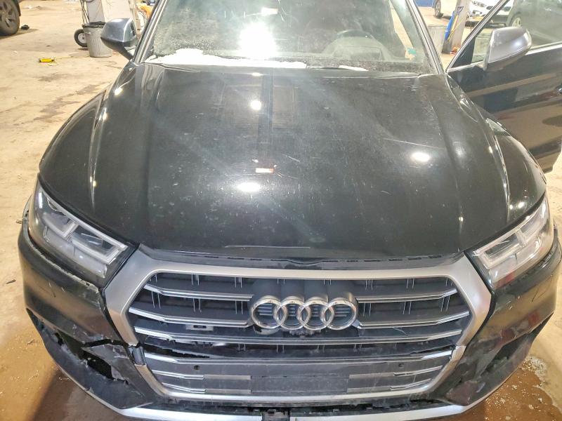 45976906 :رقم المزاد ، WA1C4AFY9J2085828 vin ، 2018 Audi Sq5 مزاد بيع