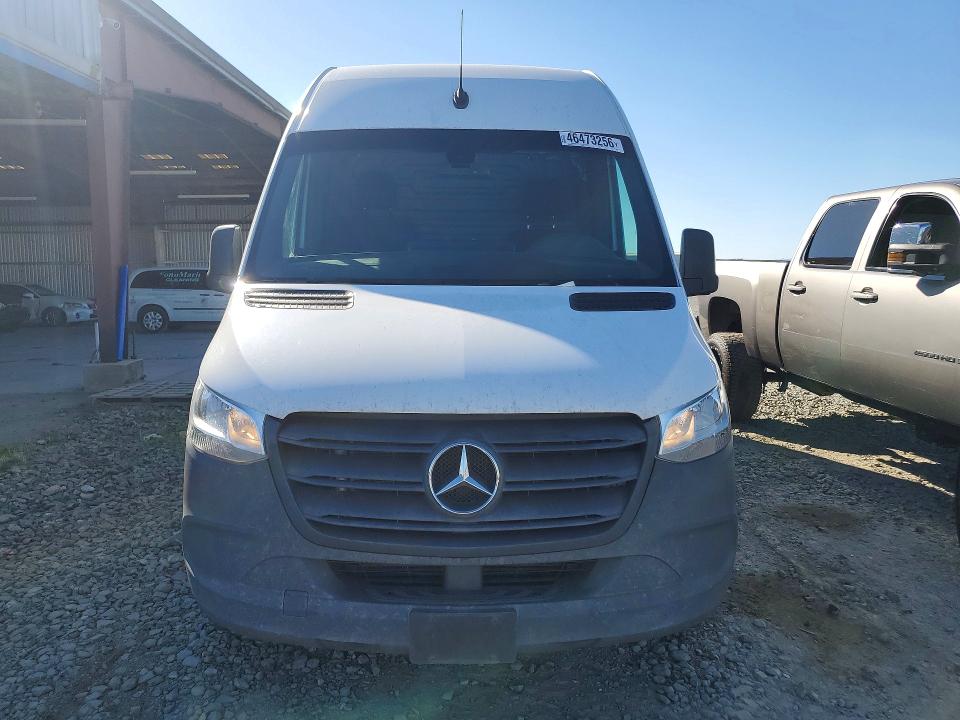 46473256 :رقم المزاد ، W1Y4ECHY3NT087649 vin ، 2022 Mercedes Benz Sprinter مزاد بيع