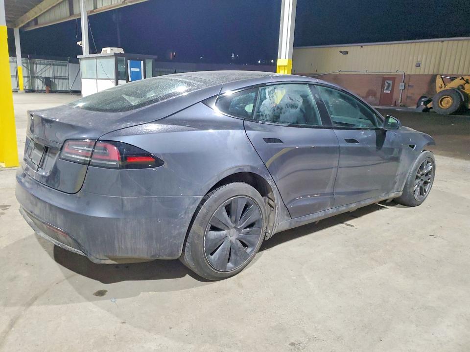 Продажа на аукционе авто 2022 Tesla Model S, vin: 5YJSA1E52NF479028, номер лота: 79277765