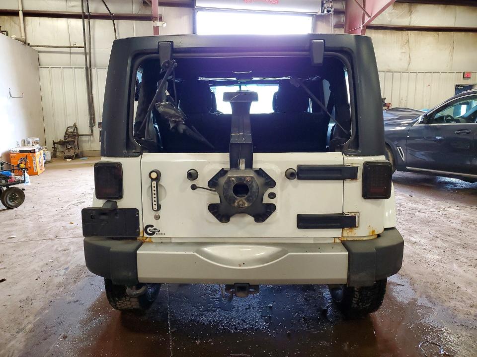 2014 Jeep Wrangler Unlimited მანქანა იყიდება აუქციონზე, vin: 1C4BJWEG7EL164303, აუქციონის ნომერი: 47927096