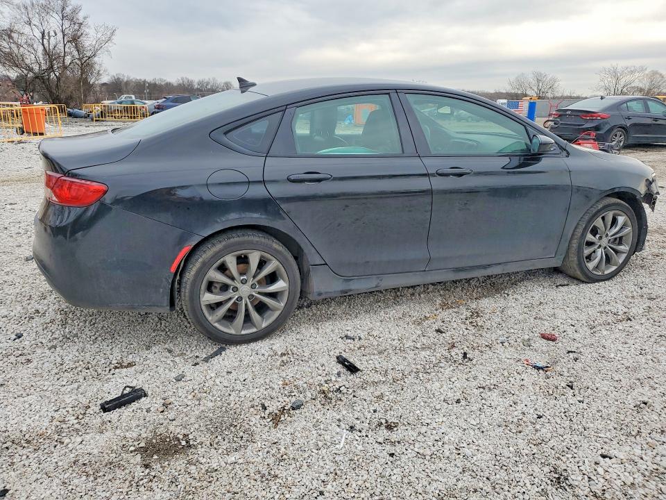 2015 Chrysler 200 მანქანა იყიდება აუქციონზე, vin: 1C3CCCBBXFN532425, აუქციონის ნომერი: 46299036