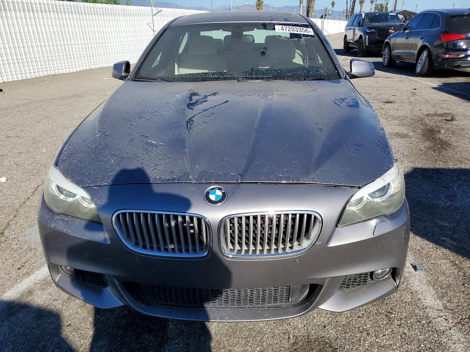 47203356 :رقم المزاد ، WBAFR9C51BC271286 vin ، 2011 Bmw 550 مزاد بيع