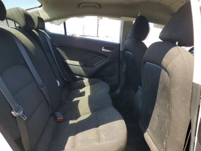 47629786 :رقم المزاد ، 3KPFK4A79HE044380 vin ، 2017 Kia Forte مزاد بيع
