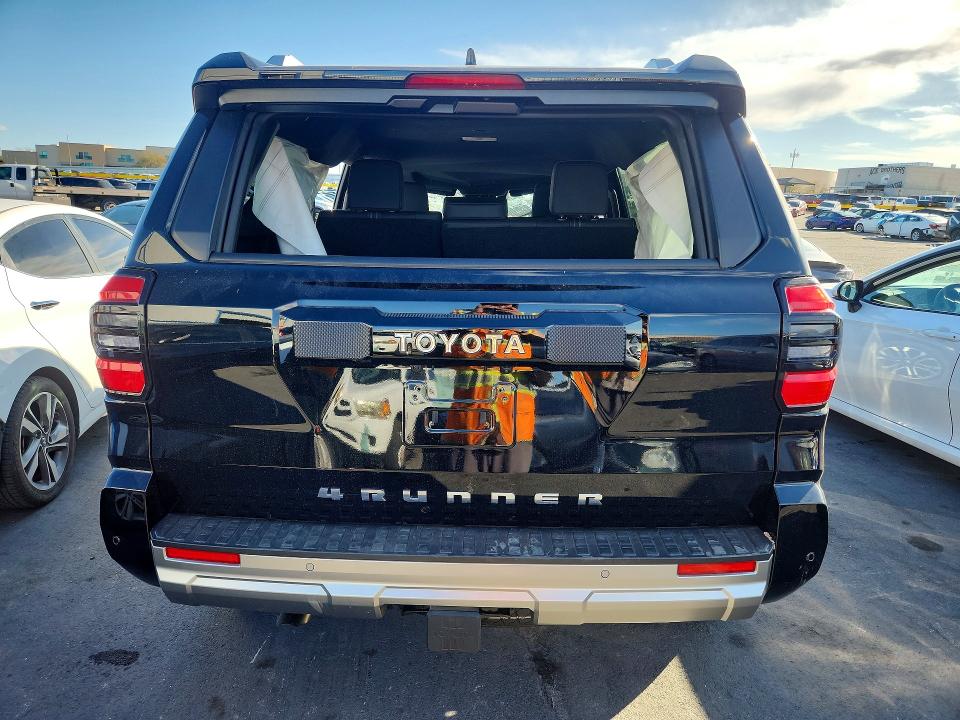 Продажа на аукционе авто 2026 Toyota 4runner, vin: JTEVA5BR3T5083132, номер лота: 79786635