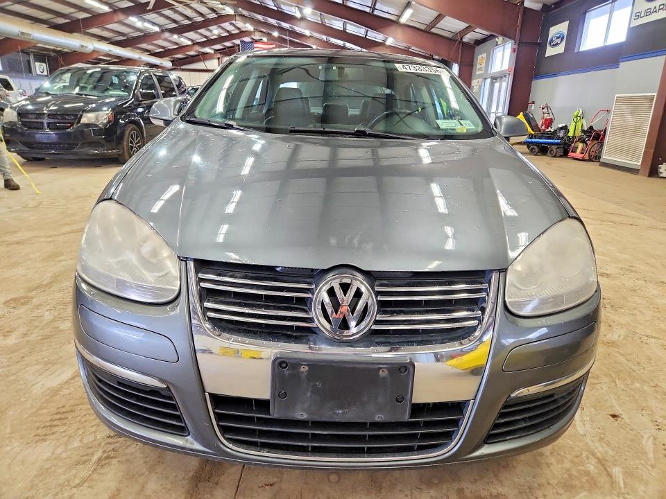 47333356 :رقم المزاد ، 3VWRL71K19M063624 vin ، 2009 Volkswagen Jetta مزاد بيع