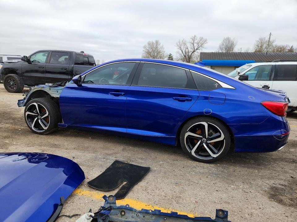 Продаж на аукціоні авто 2018 Honda Accord, vin: 1HGCV2F38JA051528, номер лоту: 45612506