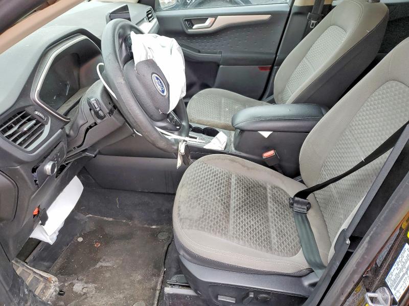 45672956 :رقم المزاد ، 1FMCU9G6XLUC75643 vin ، 2020 Ford Escape مزاد بيع