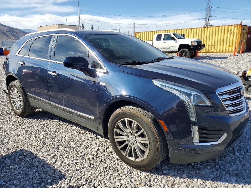 47077606 :رقم المزاد ، 1GYKNBRS7HZ234213 vin ، 2017 Cadillac Xt5 مزاد بيع
