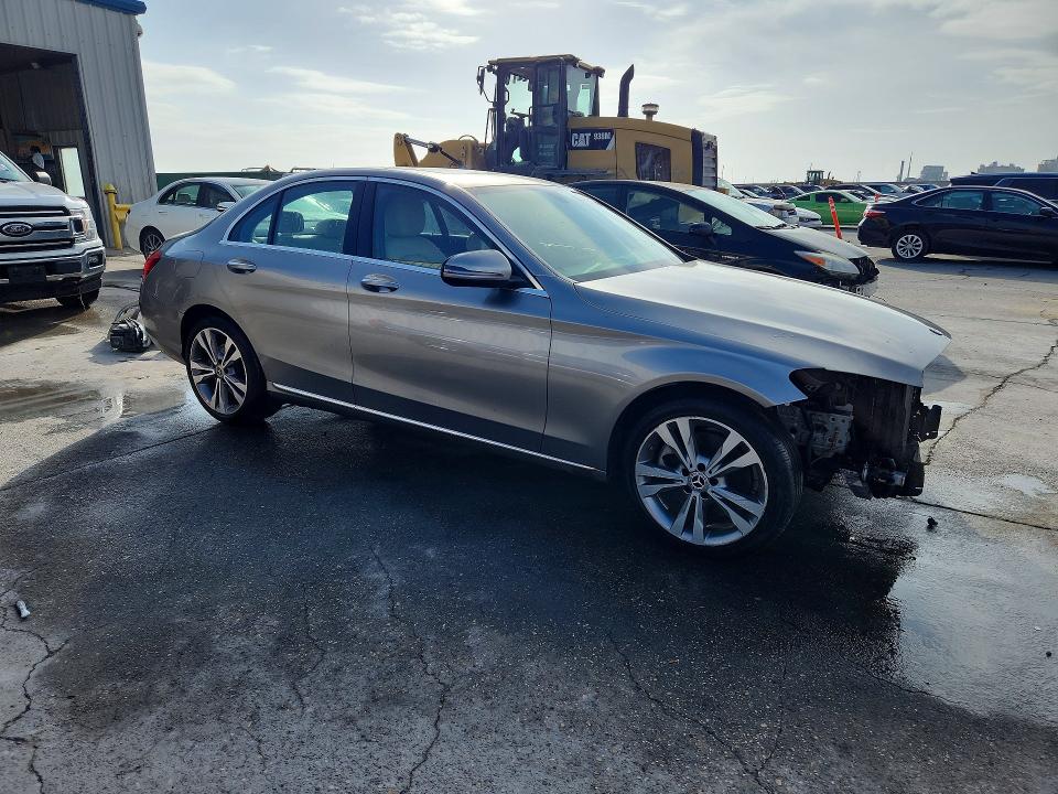 Продажа на аукционе авто 2019 Mercedes-benz C, vin: 55SWF8DB4KU289342, номер лота: 48099196