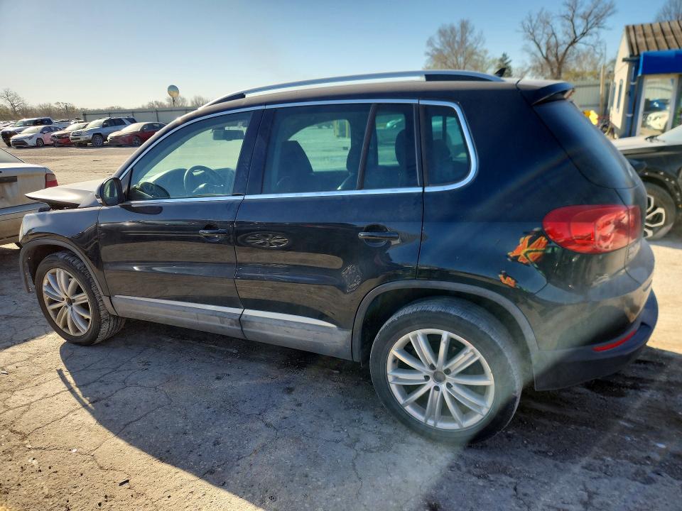 46683256 :رقم المزاد ، WVGAV7AX2GW554475 vin ، 2016 Volkswagen Tiguan مزاد بيع