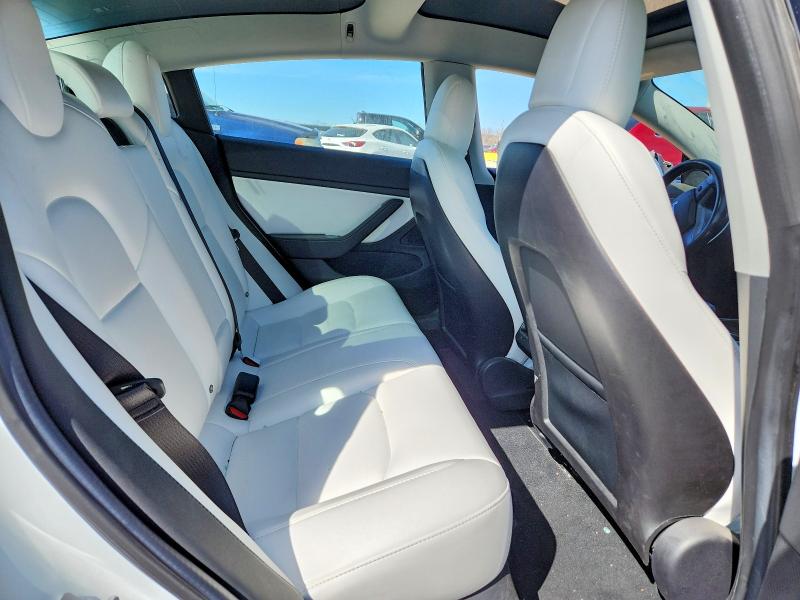 Продажа на аукционе авто 2018 Tesla Model 3, vin: 5YJ3E1EB1JF099977, номер лота: 47035536