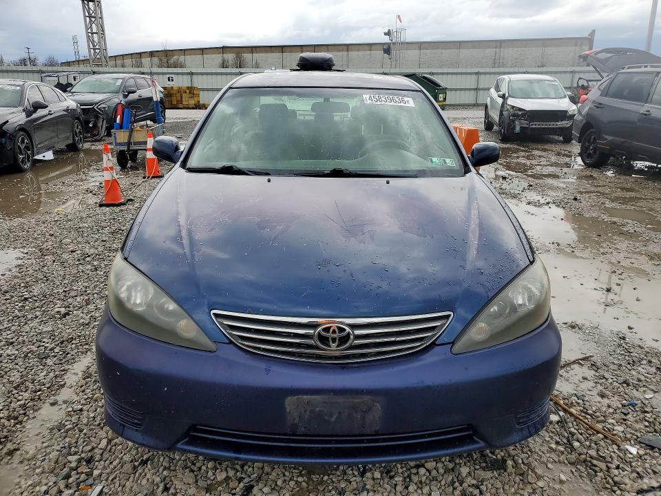 Продажа на аукционе авто 2005 Toyota Camry, vin: 4T1BE32KX5U022898, номер лота: 61378096
