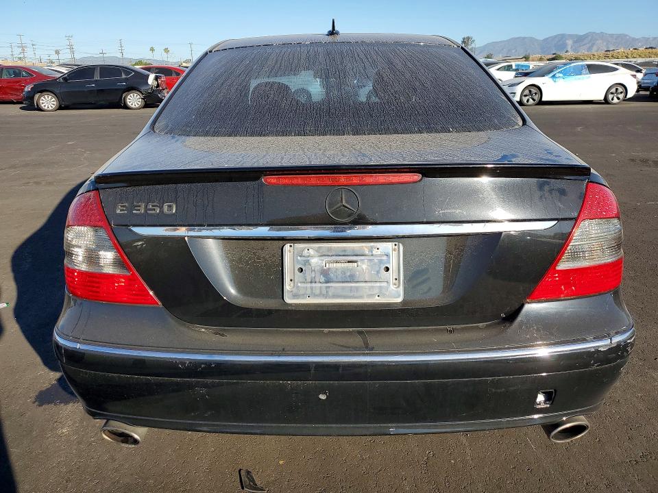 Продажа на аукционе авто 2007 Mercedes-benz E, vin: WDBUF56X17A998972, номер лота: 45950296