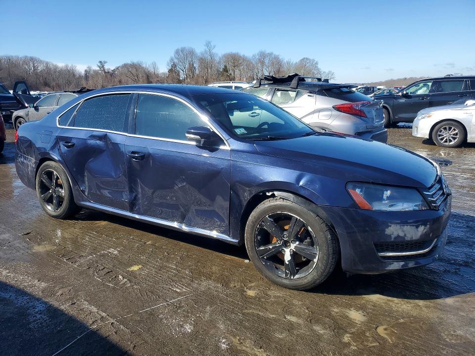 Продажа на аукционе авто 2012 Volkswagen Passat, vin: 1VWBN7A37CC109230, номер лота: 79283615