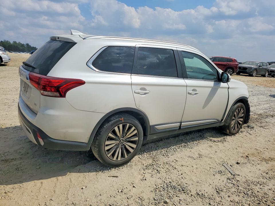 Продаж на аукціоні авто 2020 Mitsubishi Outlander, vin: JA4AD3A3XLZ033763, номер лоту: 47715676