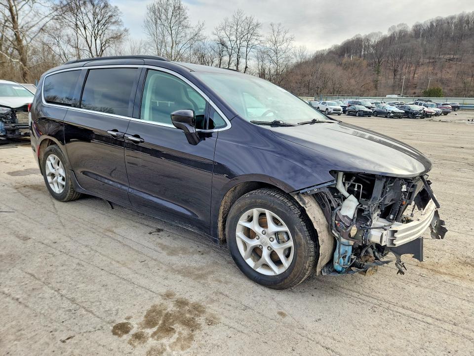 2018 Chrysler Pacifica მანქანა იყიდება აუქციონზე, vin: 2C4RC1FG0JR356951, აუქციონის ნომერი: 47498896