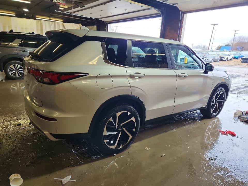 Продаж на аукціоні авто 2024 Mitsubishi Outlander, vin: JA4J4VA81RZ038642, номер лоту: 41798776