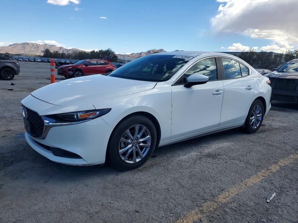 41752046 :رقم المزاد ، 3MZBPABL7LM127666 vin ، 2020 Mazda 3 مزاد بيع