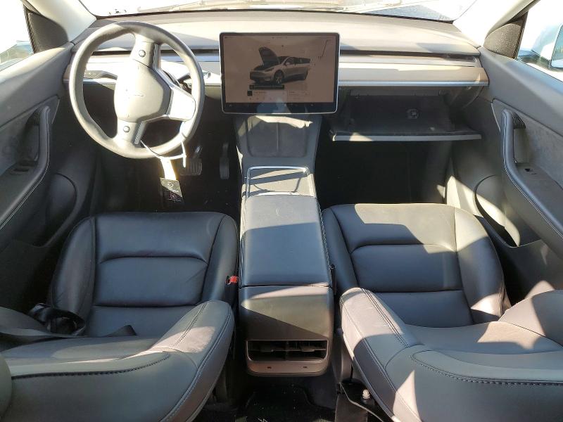 46548926 :رقم المزاد ، 7SAYGDEE8NF435497 vin ، 2022 Tesla Model Y مزاد بيع