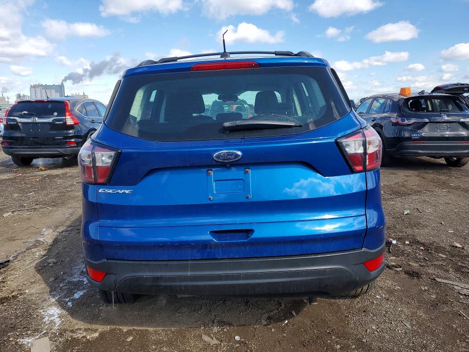 Продаж на аукціоні авто 2017 Ford Escape, vin: 1FMCU0F73HUE02696, номер лоту: 45928556