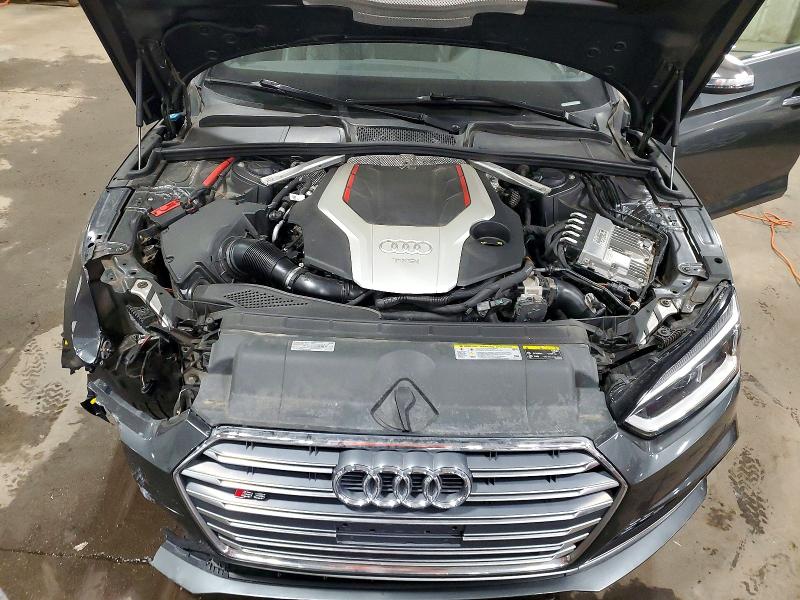 47714576 :رقم المزاد ، WAUB4CF5XKA075719 vin ، 2019 Audi S5 مزاد بيع