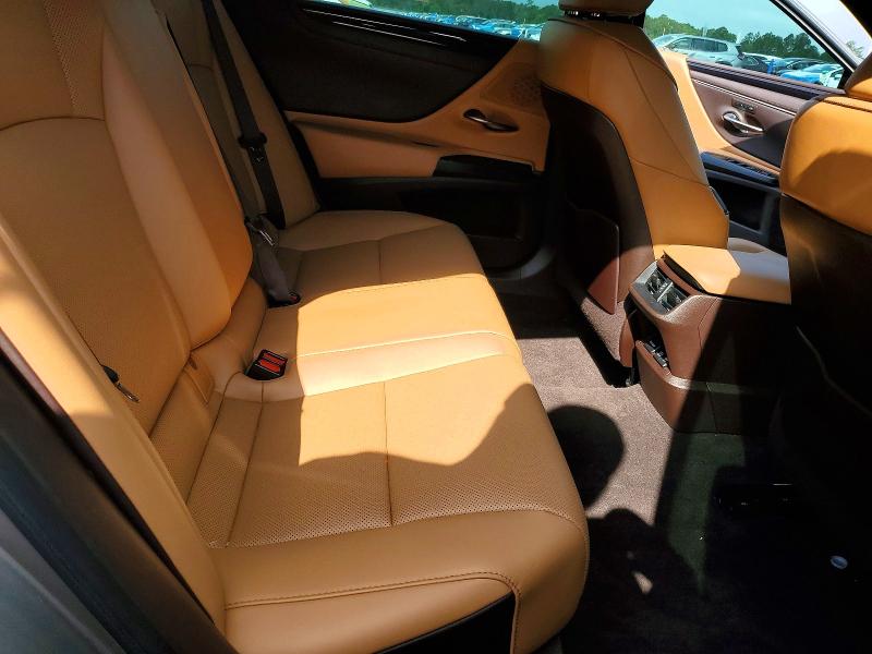 47611876 :رقم المزاد ، 58ADZ1B19MU098130 vin ، 2021 Lexus Es مزاد بيع