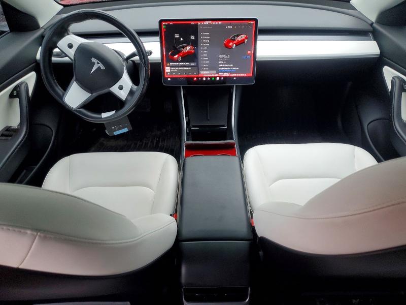 41815226 :رقم المزاد ، 5YJ3E1EB3JF134860 vin ، 2018 Tesla Model 3 مزاد بيع