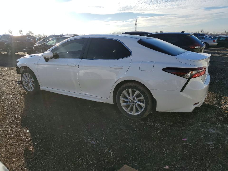 Продажа на аукционе авто 2022 Toyota Camry, vin: 4T1G11AK9NU661412, номер лота: 46950746