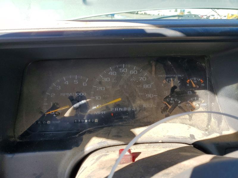 47384776 :رقم المزاد ، 1GTGK29J9YF431154 vin ، 2000 Gmc Sierra مزاد بيع