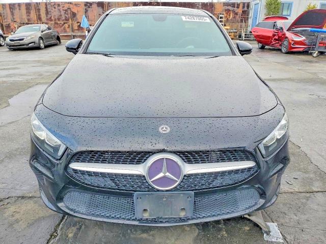 46308006 :رقم المزاد ، WDD3G4EB9KW017296 vin ، 2019 Mercedes-benz A مزاد بيع