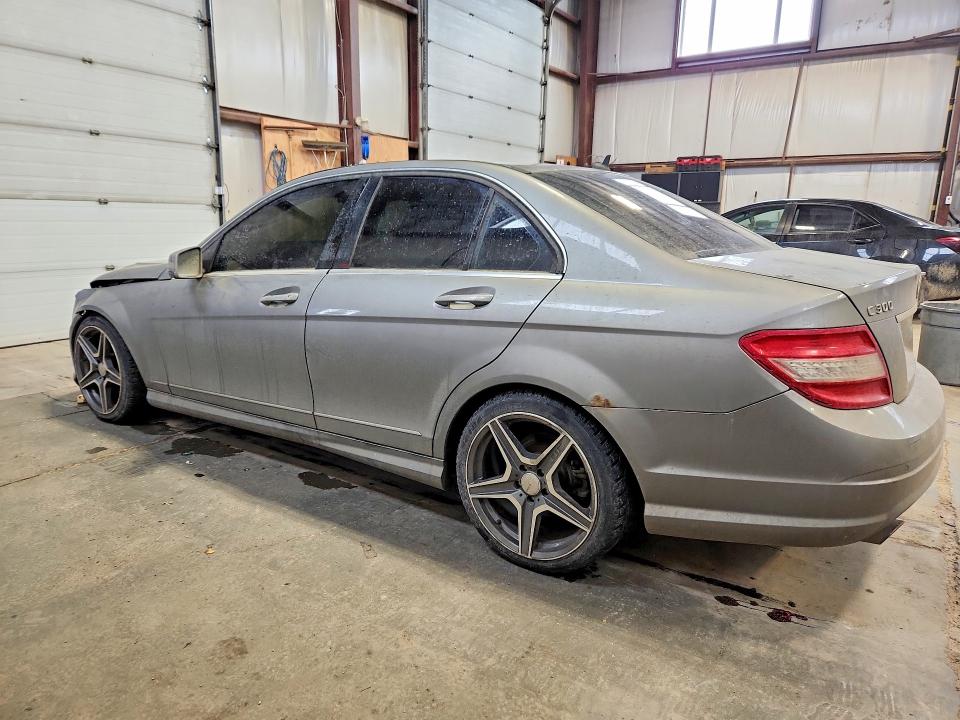 Продаж на аукціоні авто 2011 Mercedes-benz C300w 4matic 4dr, vin: WDDGF8BB1BA528384, номер лоту: 79168505