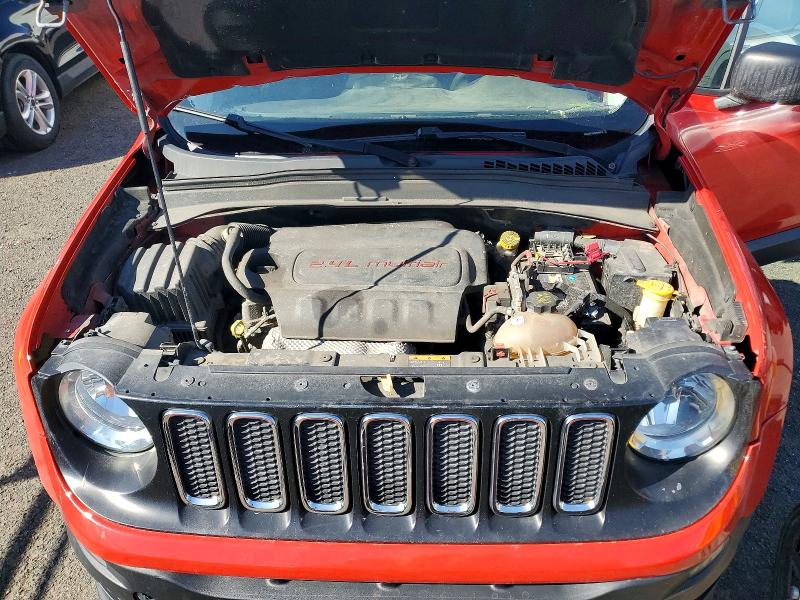 2016 Jeep Renegade მანქანა იყიდება აუქციონზე, vin: ZACCJBAT5GPD89575, აუქციონის ნომერი: 47353056