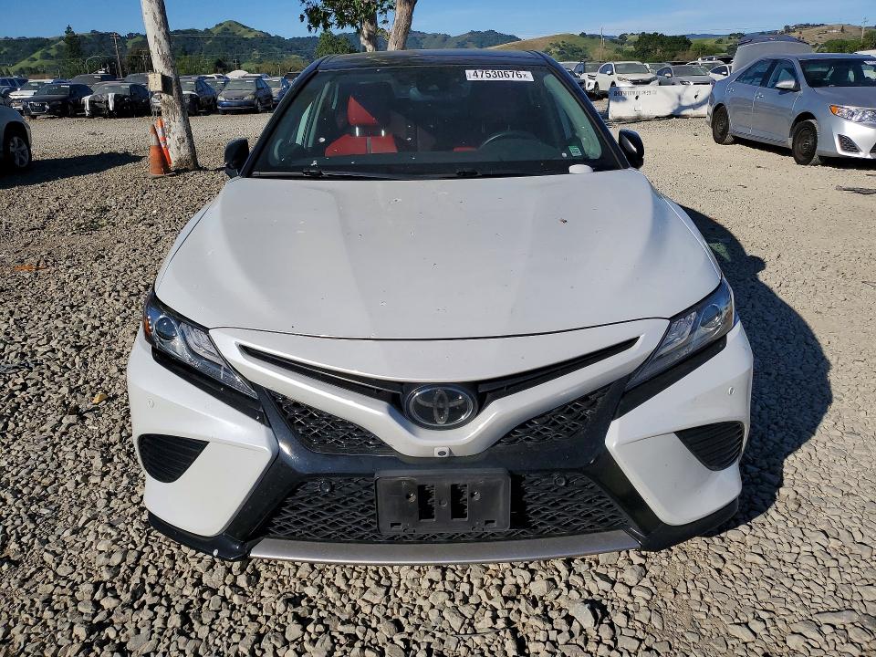 2019 Toyt Camry მანქანა იყიდება აუქციონზე, vin: 4T1B61HK1KU296169, აუქციონის ნომერი: 47530676