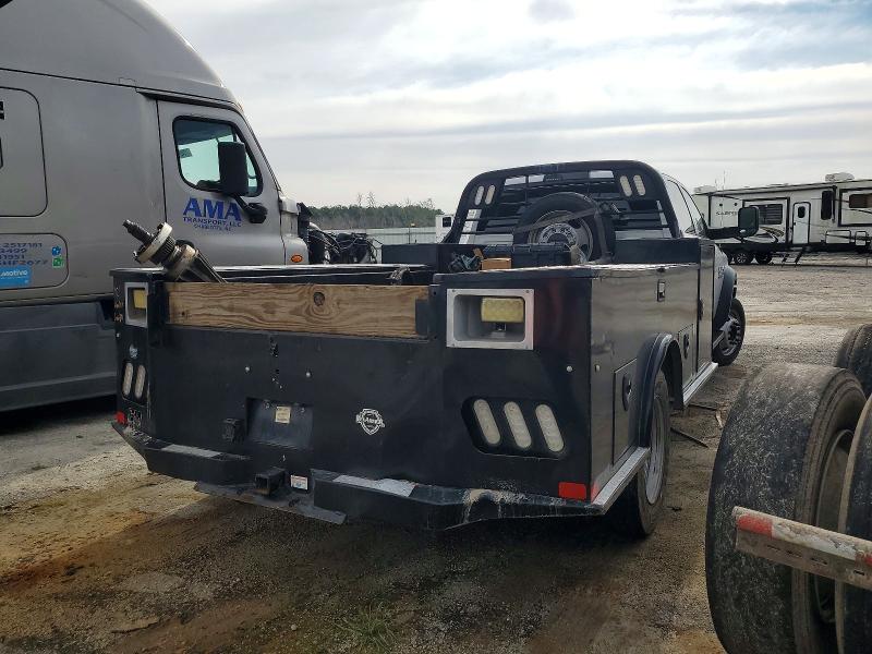 79008675 :رقم المزاد ، 3C7WRNFL2JG317700 vin ، 2018 Ram 5500 مزاد بيع