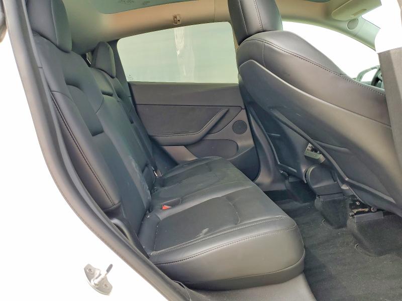 46426816 :رقم المزاد ، 5YJYGDEE2MF102188 vin ، 2021 Tesla Model Y مزاد بيع