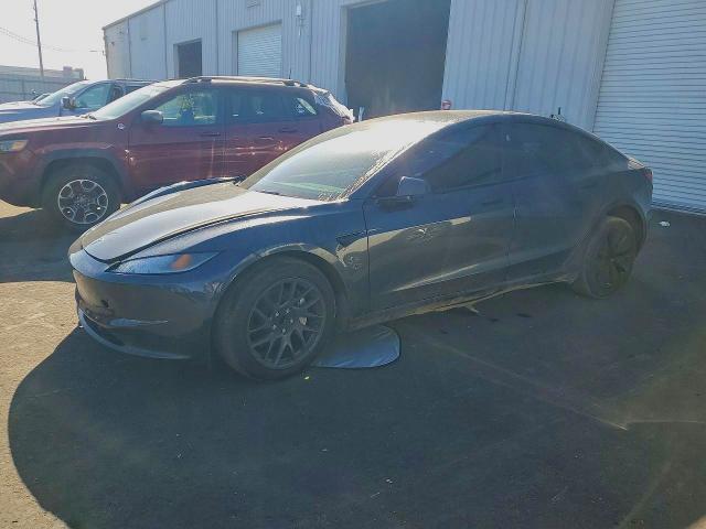 45991946 :رقم المزاد ، 5YJ3E1EAXSF018967 vin ، 2025 Tesla Model 3 مزاد بيع