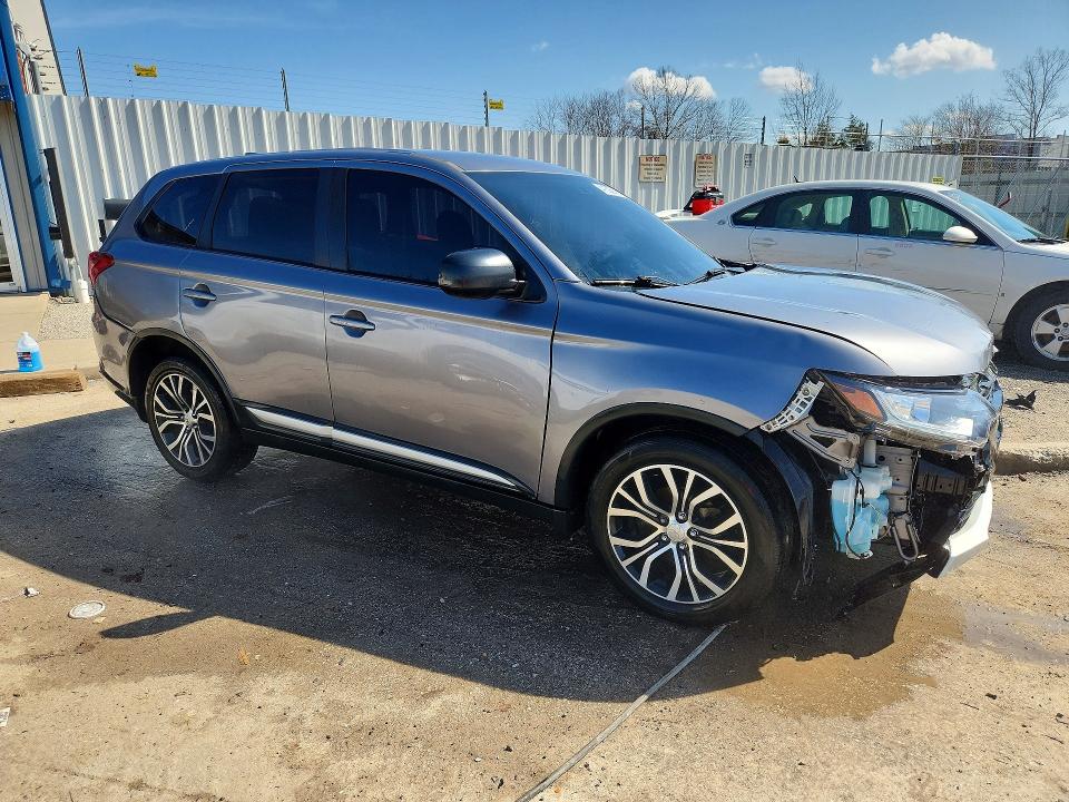 2018 Mitsubishi Outlander მანქანა იყიდება აუქციონზე, vin: JA4AD2A31JJ000396, აუქციონის ნომერი: 41835816