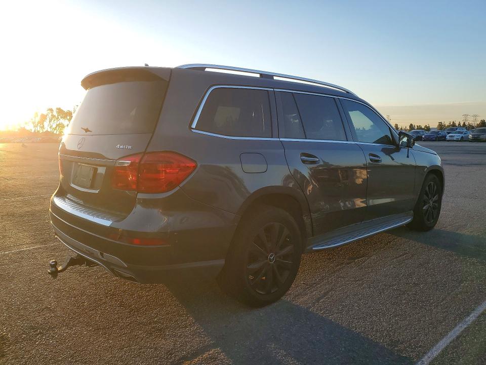 2016 Mercedes Benz Gl მანქანა იყიდება აუქციონზე, vin: 4JGDF6EE7GA665985, აუქციონის ნომერი: 79981665