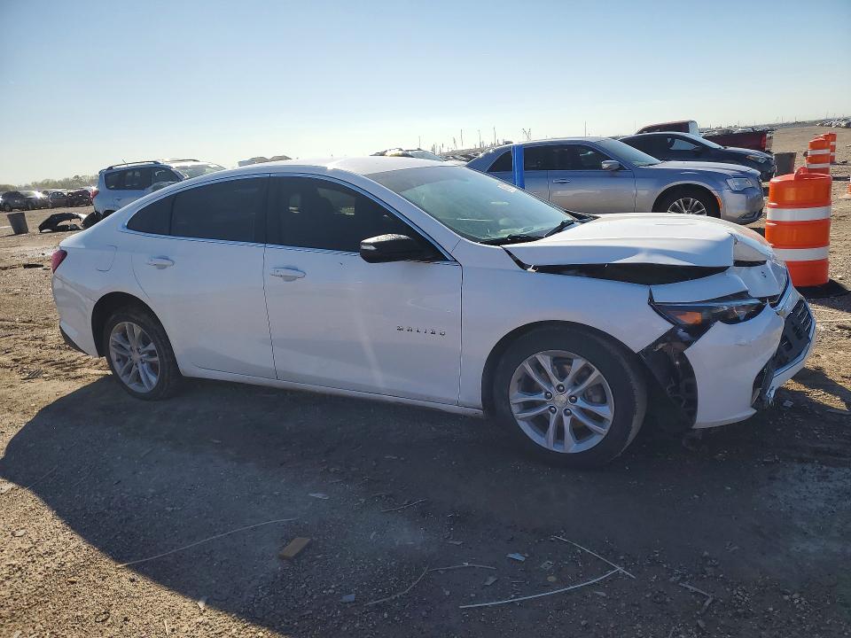 Продажа на аукционе авто 2018 Chevrolet Malibu, vin: 1G1ZD5ST2JF185742, номер лота: 46162376