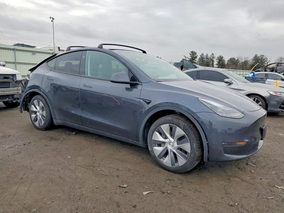 2024 Tesla Model Y მანქანა იყიდება აუქციონზე, vin: 7SAYGDEE0RA238732, აუქციონის ნომერი: 79381895