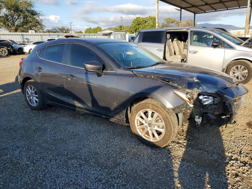 45705326 :رقم المزاد ، 3MZBM1L75FM145162 vin ، 2015 Mazda 3 مزاد بيع