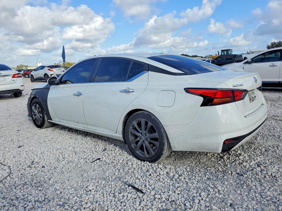 2020 Nissan Altima მანქანა იყიდება აუქციონზე, vin: 1N4BL4BVXLC225583, აუქციონის ნომერი: 45788266