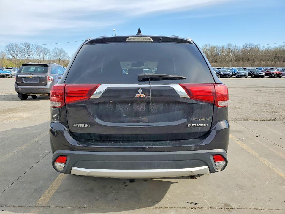 Продаж на аукціоні авто 2018 Mitsubishi Outlander, vin: JA4J24A59JZ032128, номер лоту: 47036206