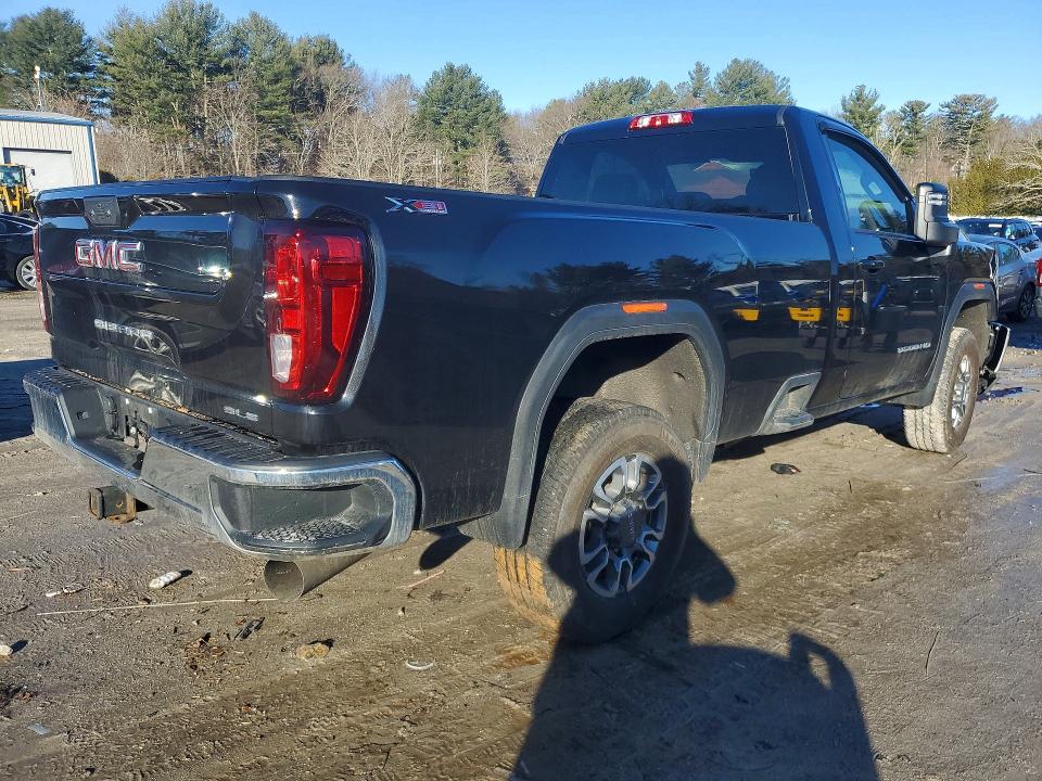 41774716 :رقم المزاد ، 1GT39TEY4NF346334 vin ، 2022 Gmc Sierra مزاد بيع