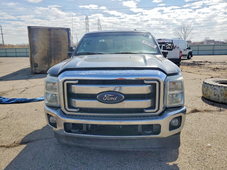 2015 Ford F350 მანქანა იყიდება აუქციონზე, vin: 1FT8W3BT2FEA80469, აუქციონის ნომერი: 41727426