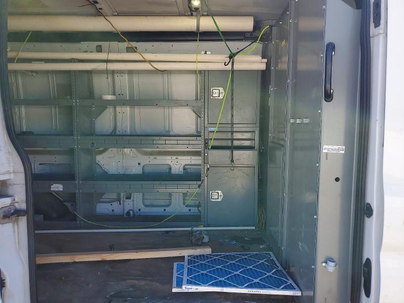 49512526 :رقم المزاد ، 1FTYR2CV6HKA16618 vin ، 2017 Ford Transit T مزاد بيع